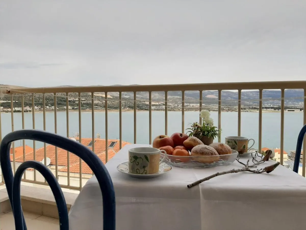 Apartment Jelena Traù